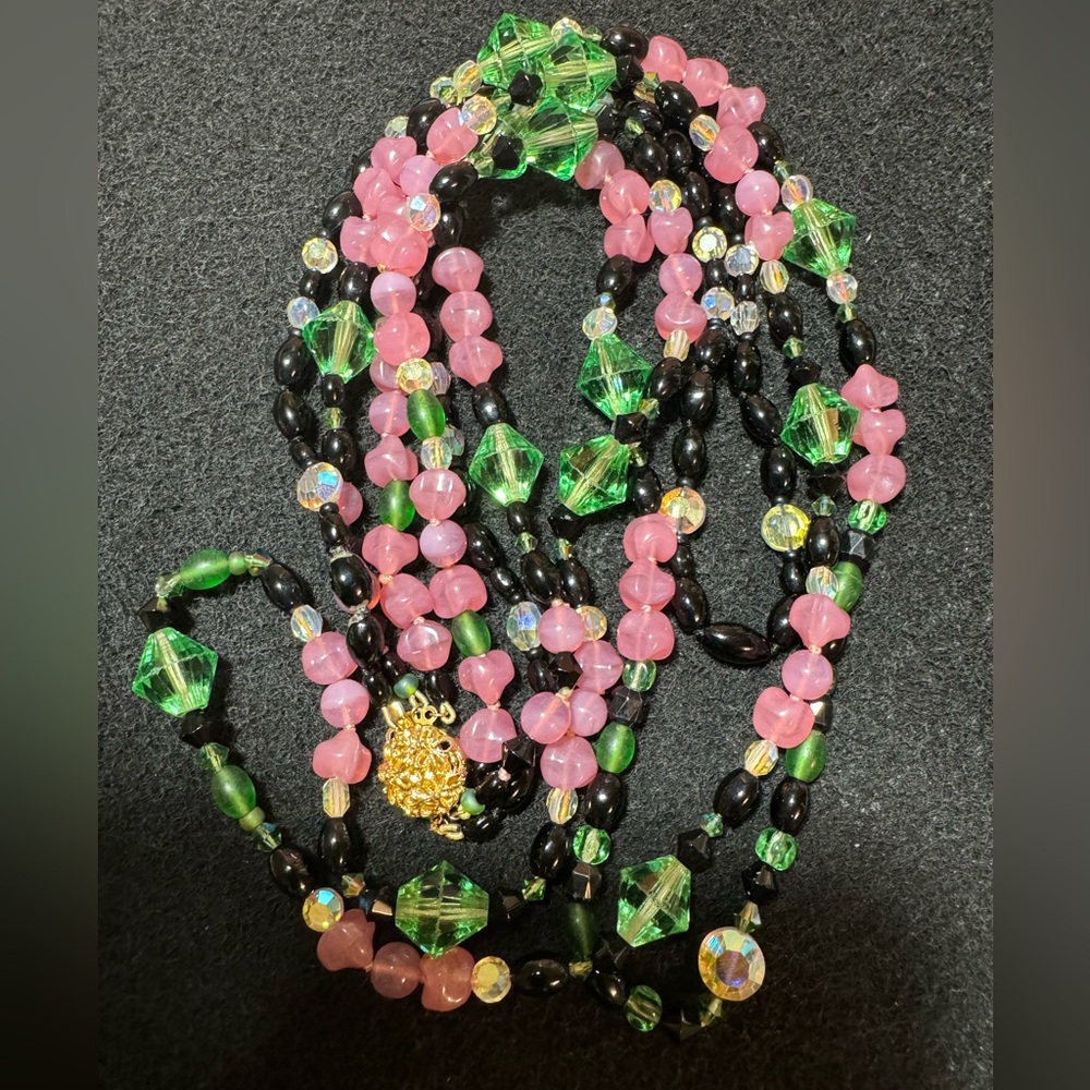 Pink quartz, green crystal with Black beads  necklace.
